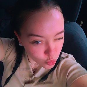 Meet your Posher, Ebony